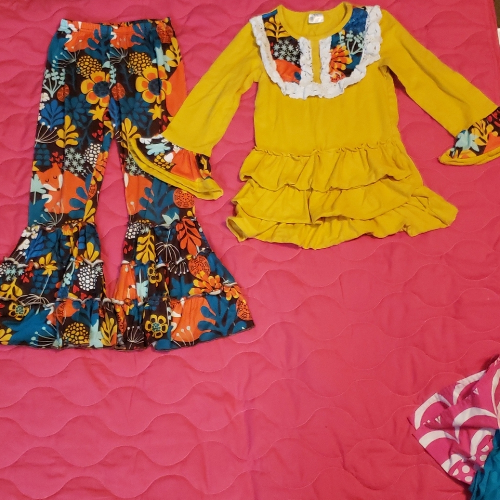 Boutique outfit fits size 6